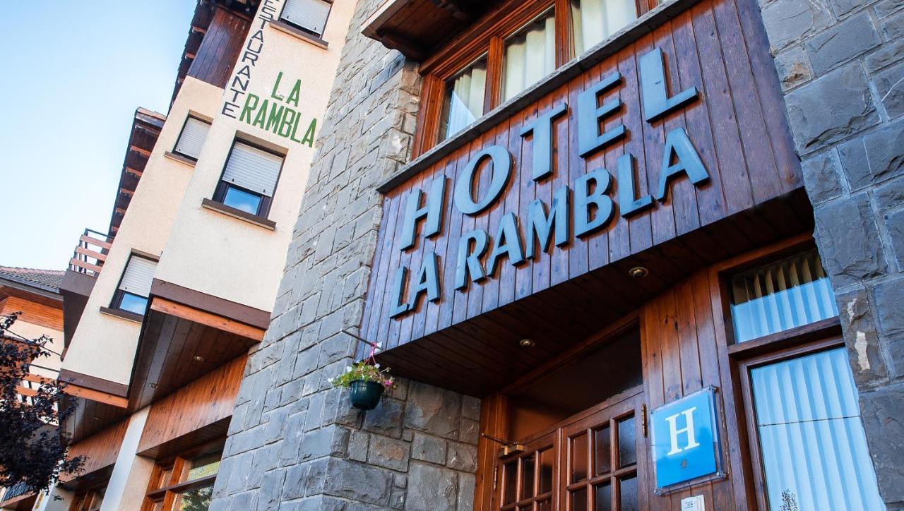 Hotel La Rambla Biescas  Dış mekan fotoğraf